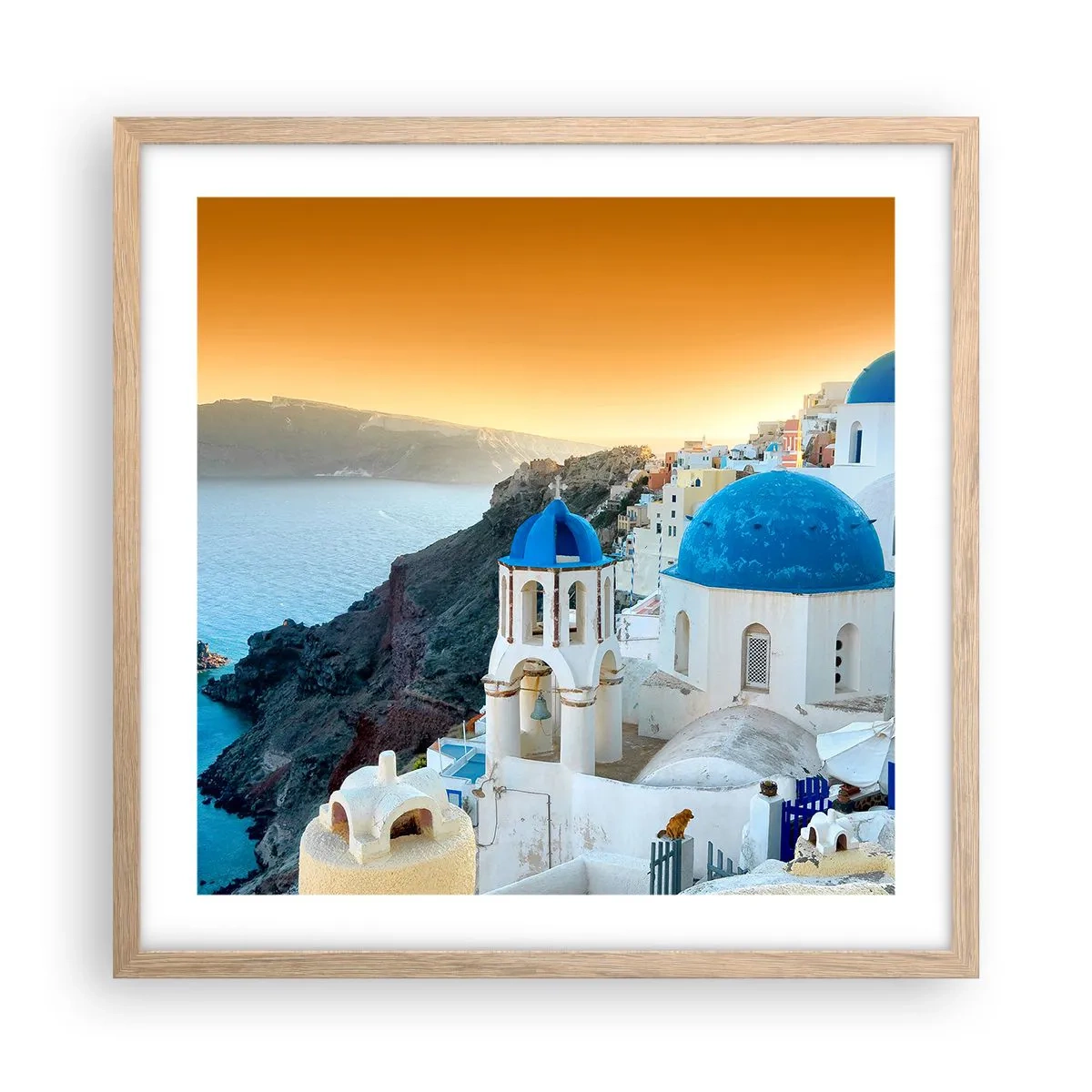 Poster în ramă de stejar deschis - Santorini - îmbrățișat de stânci - 50x50 cm