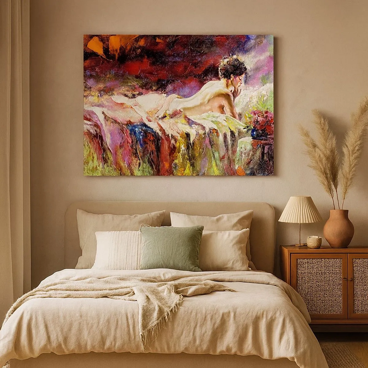 Tablou pe pânză Canvas - O femeie întinsă pe un pat pe un fundal de culori abstracte. - 70x50cm - Venus în gând - Decorațiune modernă pentru perete pentru living și dormitor ARTTOR