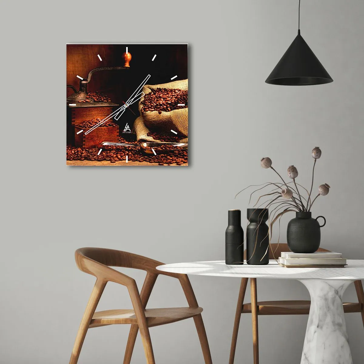 Ceas de perete - Ceas pe sticlă - Natură moartă cu boabe de cafea și măcinător - 30x30 cm