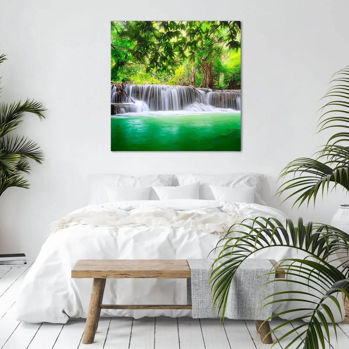 Tablou pe pânză - Cascada verde - 50x50 cm