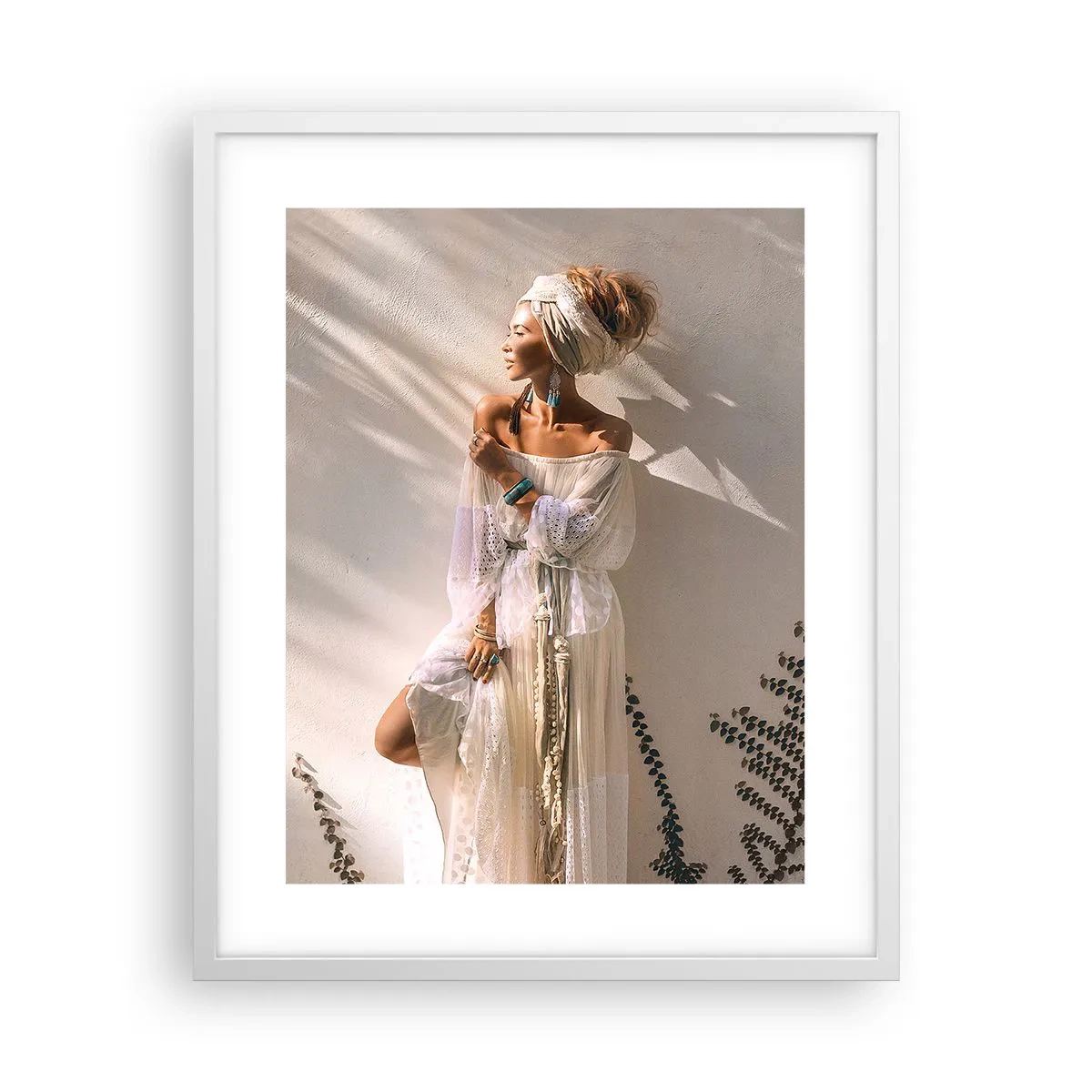 Poster în ramă albă - Soarele și fata - 40x50 cm