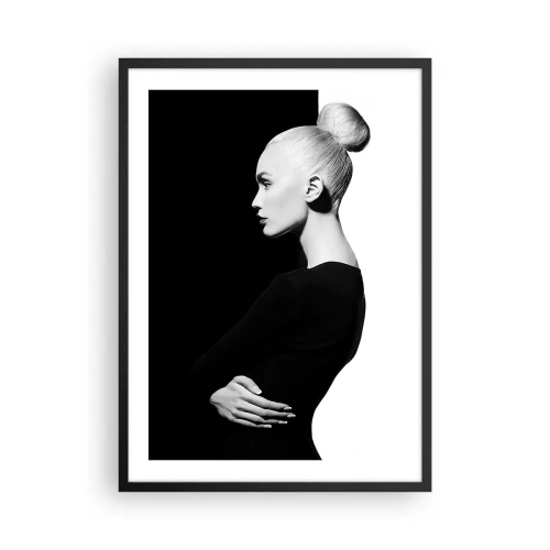 Poster în ramă neagră - Un portret minimalist al unei femei într-o compoziție alb-negru - 50x70cm - Pur și simplu o femeie - Decorațiune modernă pentru perete pentru living și dormitor ARTTOR
