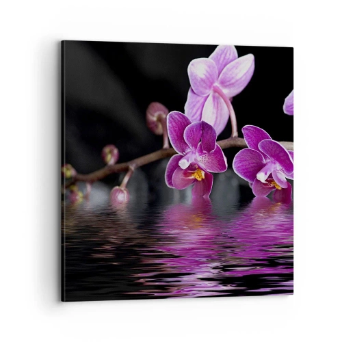 Tablou pe pânză - Reflecție de frumusețe în liliac - 70x70 cm