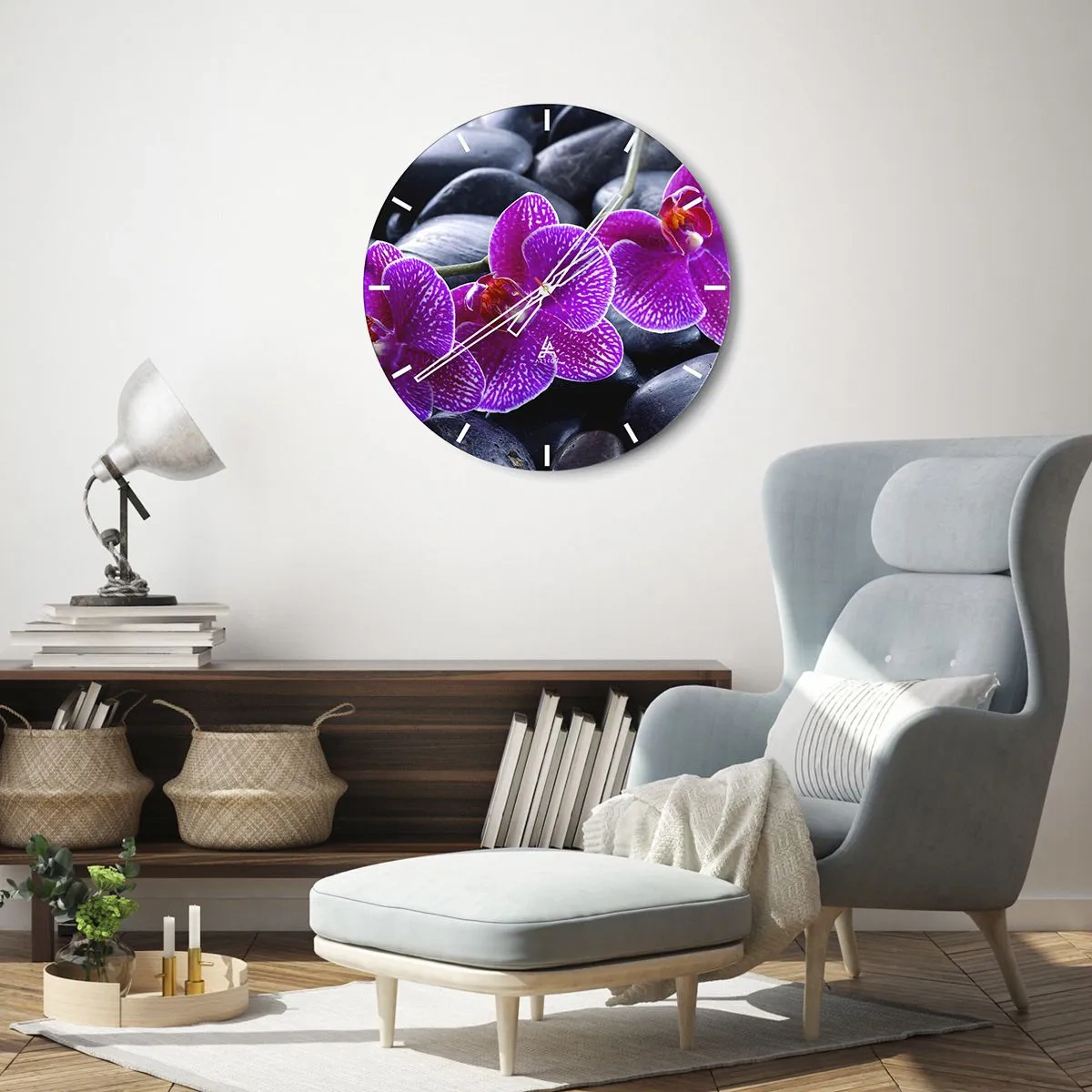 Ceas de perete - Ceas pe sticlă - Orhidee violete pe un fundal de pietre negre - 30x30cm - Pietrele s-au luminat de încântare - Decorațiune modernă pentru perete pentru living, bucătărie și dormitor ARTTOR