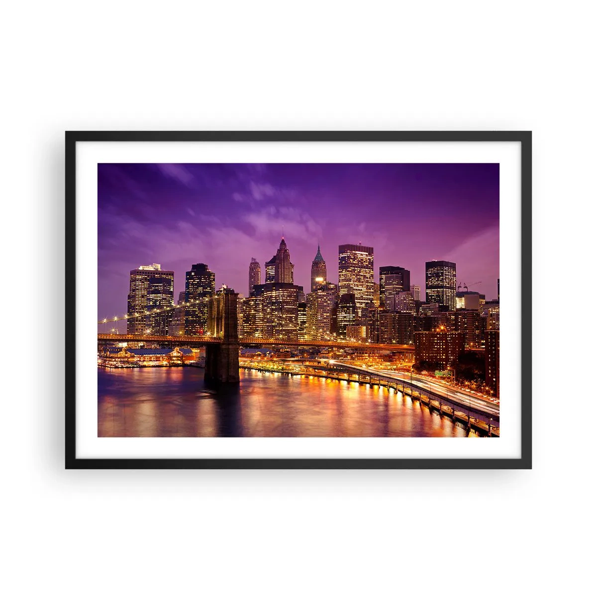 Poster în ramă neagră - Manhathannul mov-auriu - 70x50 cm