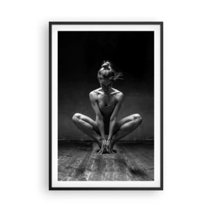 Poster în ramă neagră - Energie de dans concentrată - 61x91 cm