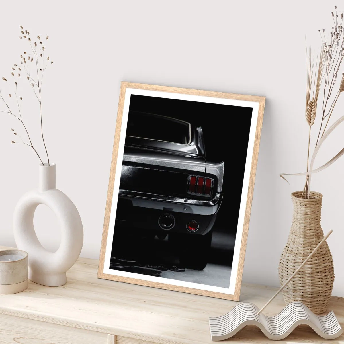 Poster în ramă de stejar deschis - Farmecul clasicului - 61x91 cm