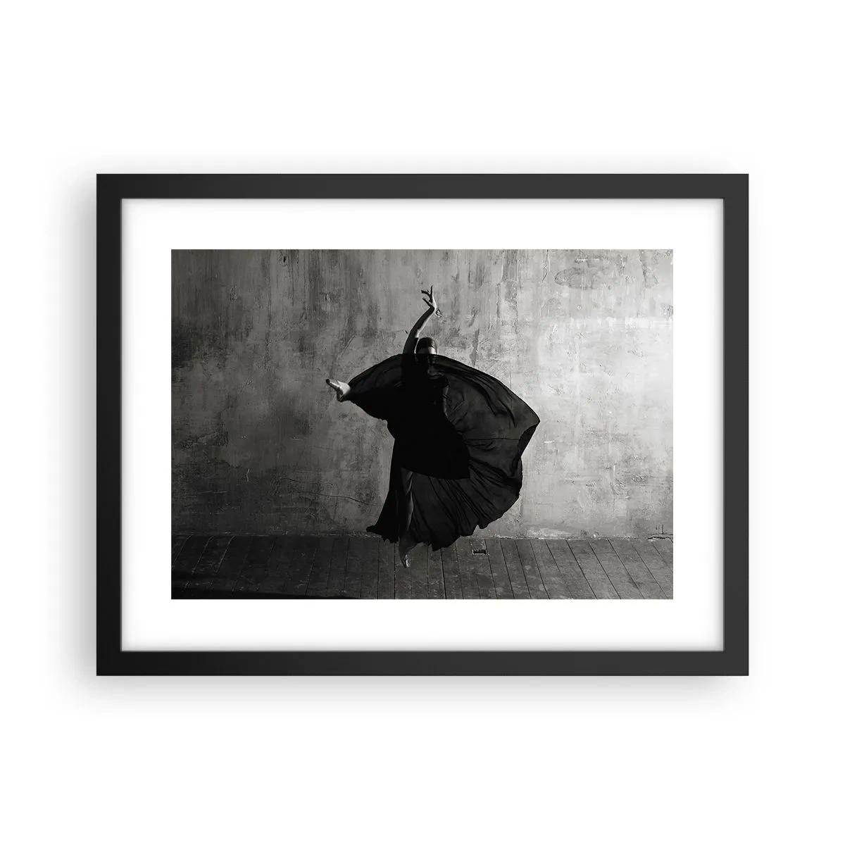 Poster în ramă neagră - Un pas pasional - 40x30 cm