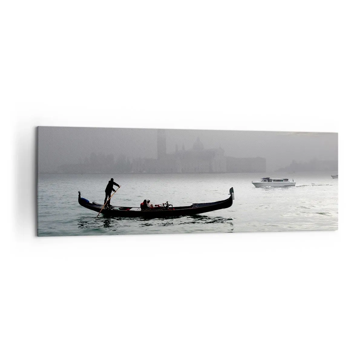 Tablou pe pânză - Un oraș fabulos de apă și ceață - 160x50 cm