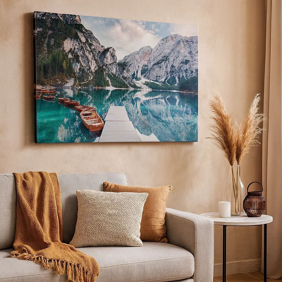 Tablou pe pânză Canvas - Un lac cu bărci înconjurat de munți - 70x50cm - Îți vom arăta frumusețea - Decorațiune modernă pentru perete pentru living și dormitor ARTTOR