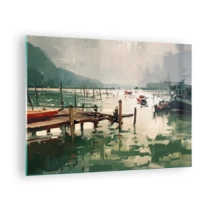 Tablou pe sticlă - Un debarcader din lemn și bărci pe ape calme, înconjurate de munți - 70x50cm - Scufundat în luna topită - Decorațiune modernă pentru perete pentru living și dormitor ARTTOR