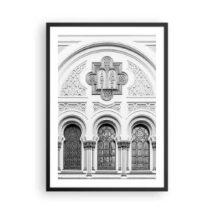Poster în ramă neagră - Detaliu arhitectural în stil neogotic, alb-negru - 50x70cm - La granița dintre culturi - Decorațiune modernă pentru perete pentru living și dormitor ARTTOR