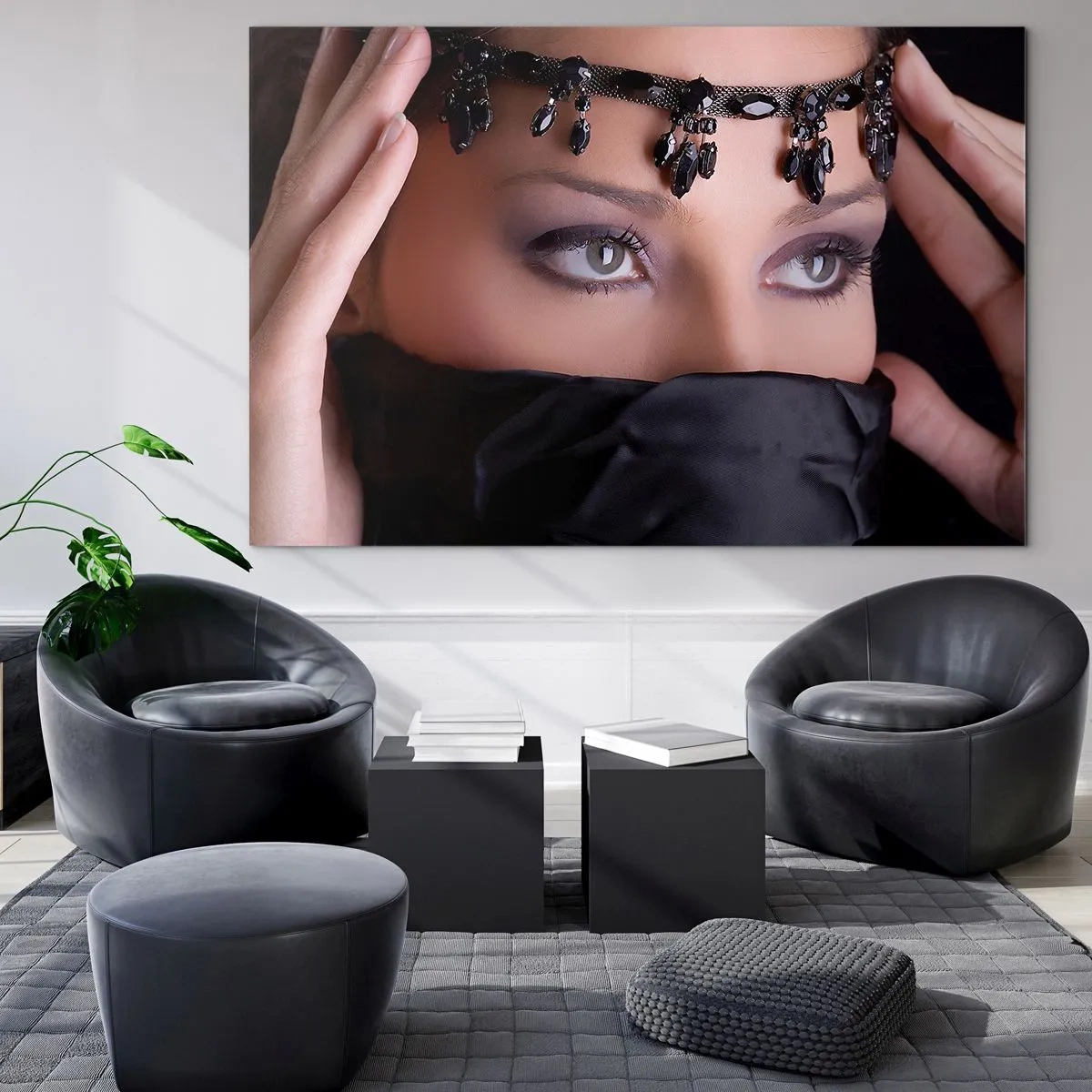 Tablou pe sticlă - Chipul unei femei cu o tiară ornamentată și o privire intensă - 70x50cm - Mister oriental ispititor - Decorațiune modernă pentru perete pentru living și dormitor ARTTOR