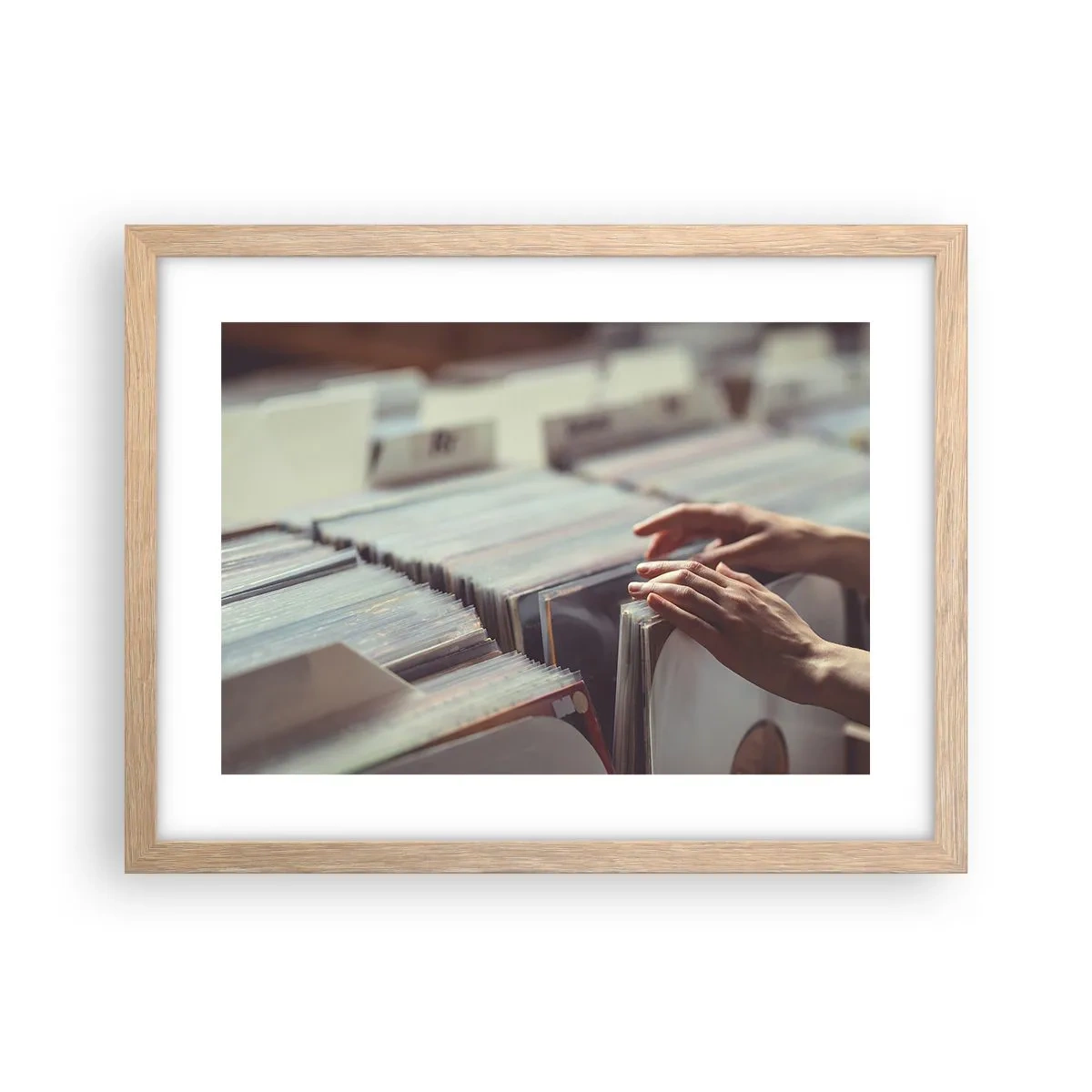 Poster în ramă de stejar deschis - În căutarea emoției - 40x30 cm
