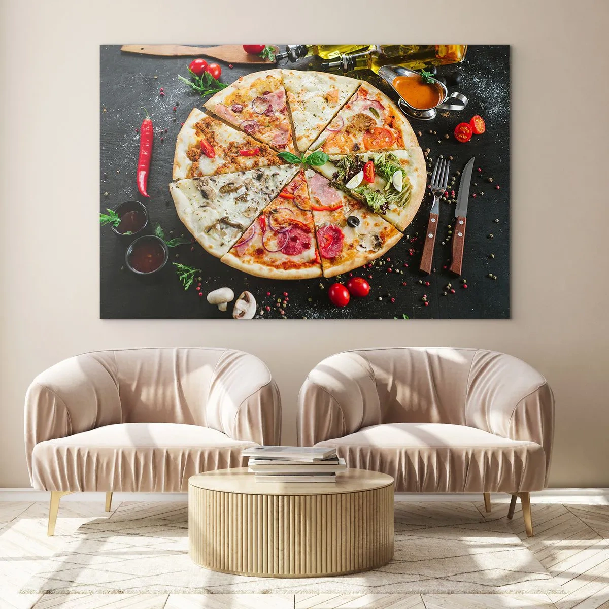Tablou pe sticlă - Pizza în diverse arome cu toppinguri pe un fundal închis - 70x50cm - Un evantai de arome - Decorațiune modernă pentru perete pentru living și dormitor ARTTOR