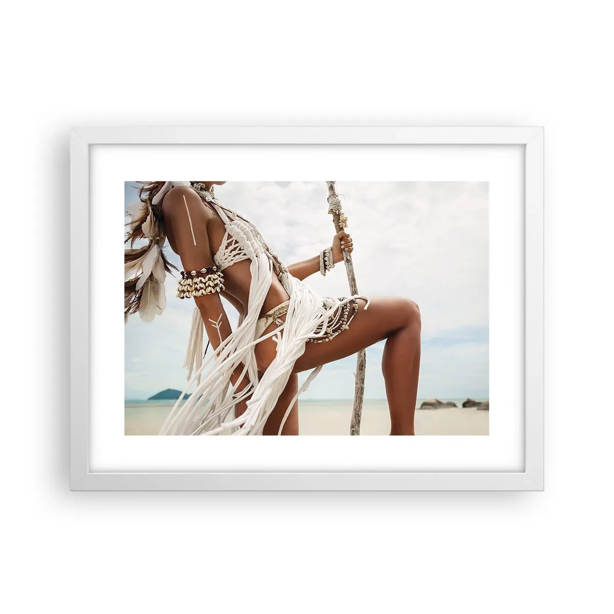 Poster în ramă albă - Preoteasa Soarelui - 40x30 cm