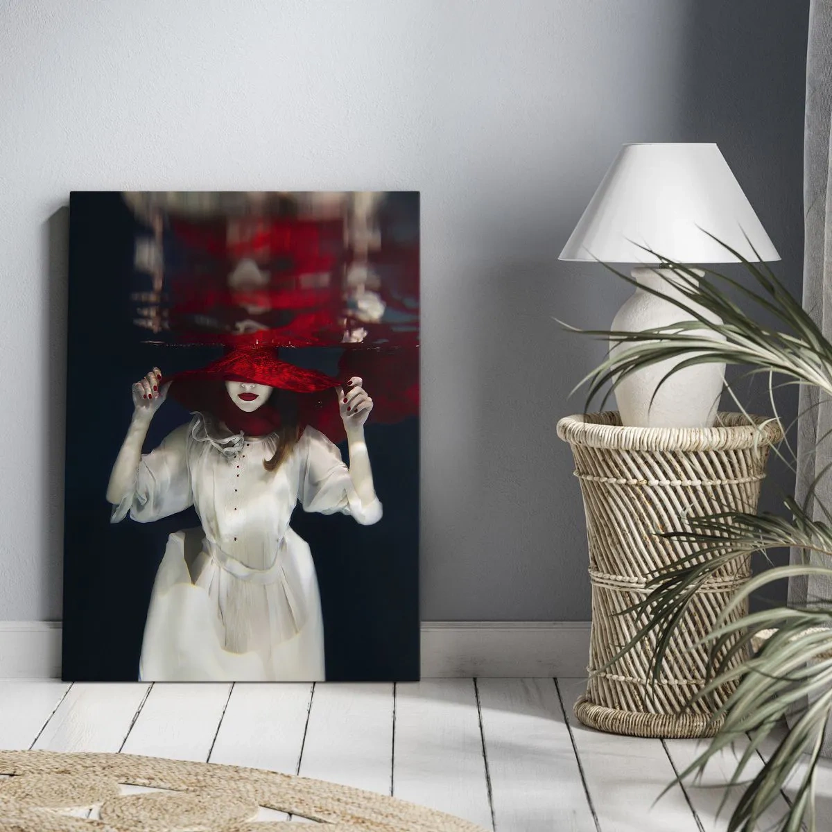 Tablou pe pânză - Frumoasa fantomă - 45x80 cm