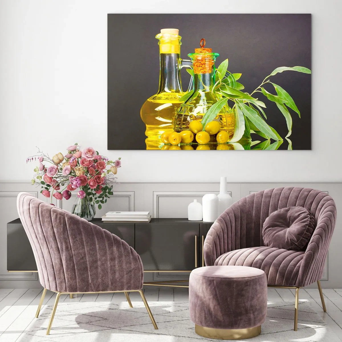 Tablou pe sticlă - Sticle de ulei de măsline și o ramură cu măsline pe fundal - 70x50cm - Natură moarte cu măsline și ulei - Decorațiune modernă pentru perete pentru living și dormitor ARTTOR