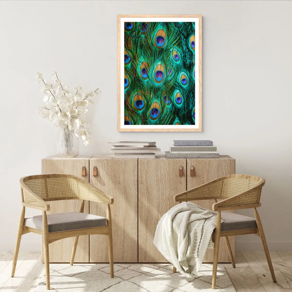 Poster în ramă de stejar deschis - O privire cu ochi de păun - 50x70 cm