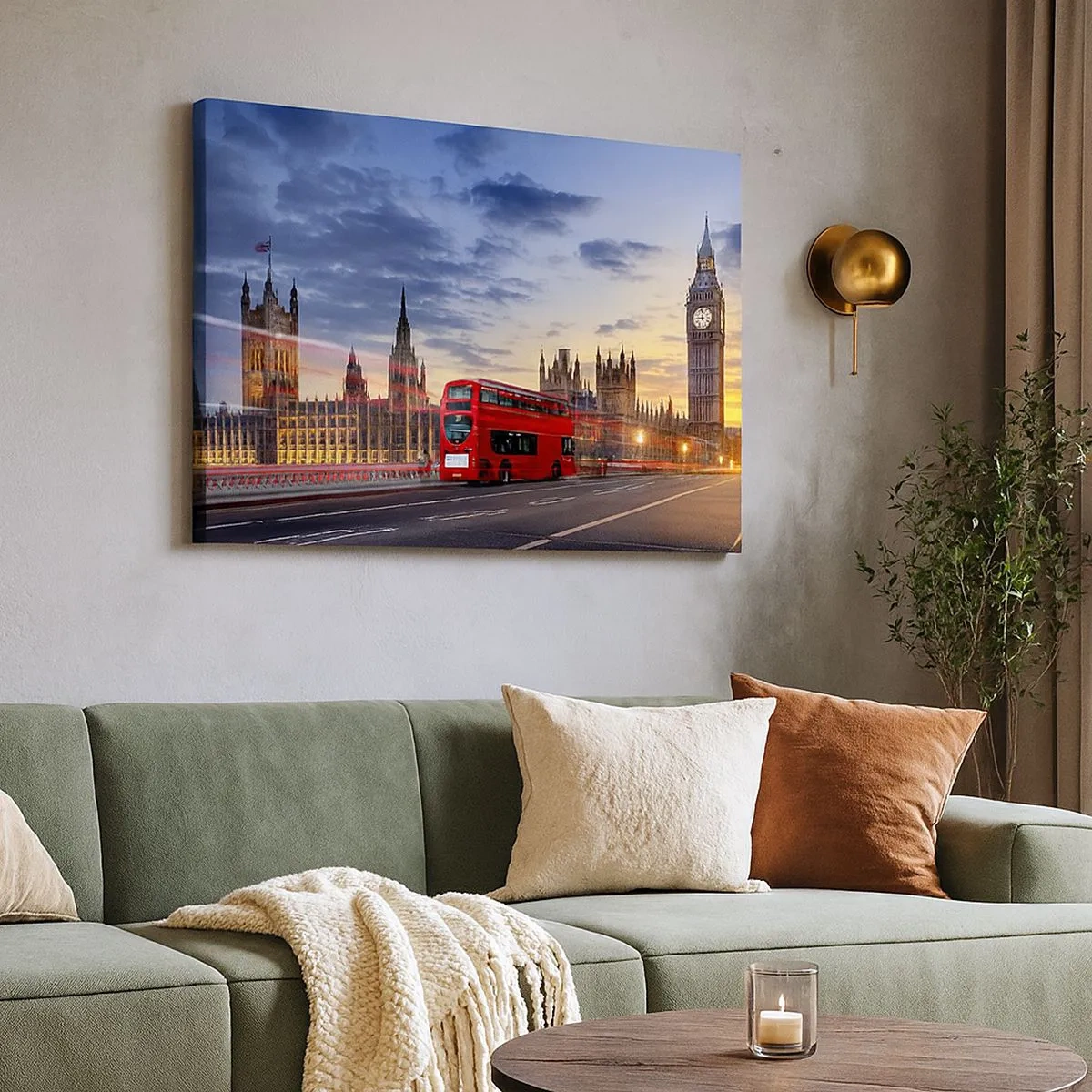 Tablou pe pânză Canvas - Un autobuz roșu cu Big Ben și Palatul Parlamentului în fundal la amurg. - 70x50cm - Semne distinctive - Decorațiune modernă pentru perete pentru living și dormitor ARTTOR