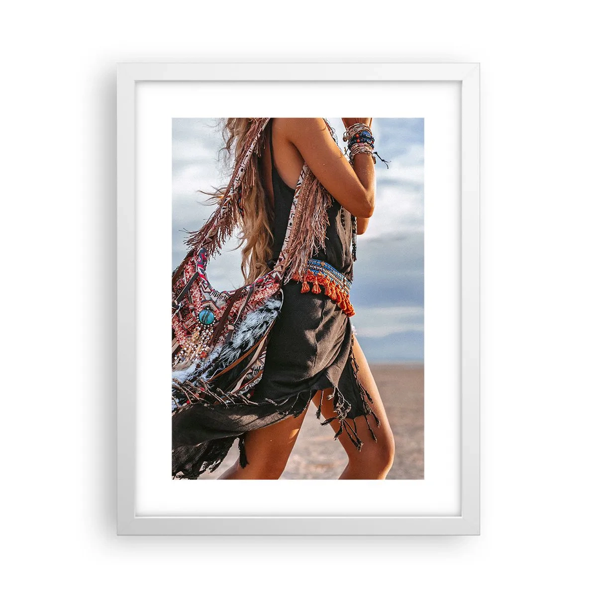 Poster în ramă albă - Iubita șamanului - 30x40 cm