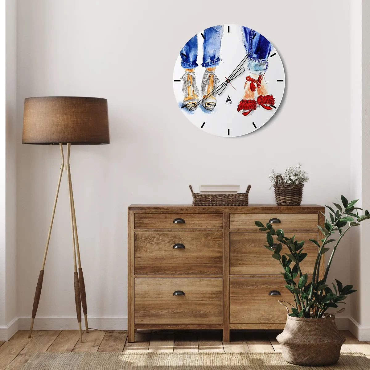Ceas de perete - Ceas pe sticlă - Sandale și blugi eleganți - 30x30cm - De ce nu mergem la o plimbare? - Decorațiune modernă pentru perete pentru living, bucătărie și dormitor ARTTOR