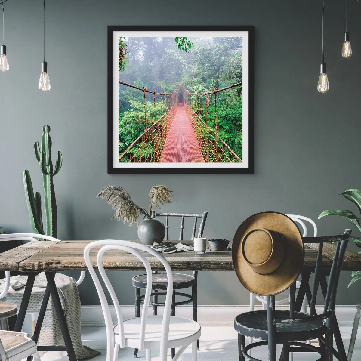 Poster în ramă neagră - Suspendat deasupra coroanelor arborilor - 50x50 cm