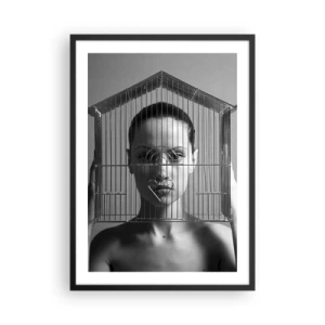Poster în ramă neagră - Femeie în spatele unei cuști metalice cu inimă în alb și negru - 50x70cm - Un portret oarecum suprarealist - Decorațiune modernă pentru perete pentru living și dormitor ARTTOR