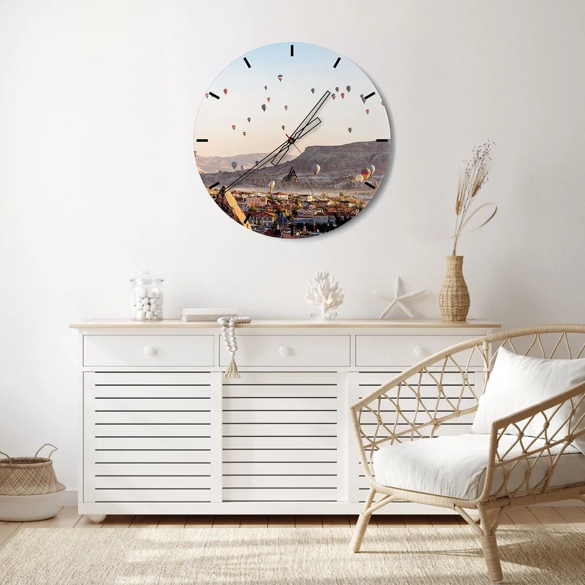 Ceas de perete - Ceas pe sticlă - Baloane plutind deasupra Cappadociei dimineața - 30x30cm - Ca niște nave pe cer - Decorațiune modernă pentru perete pentru living, bucătărie și dormitor ARTTOR