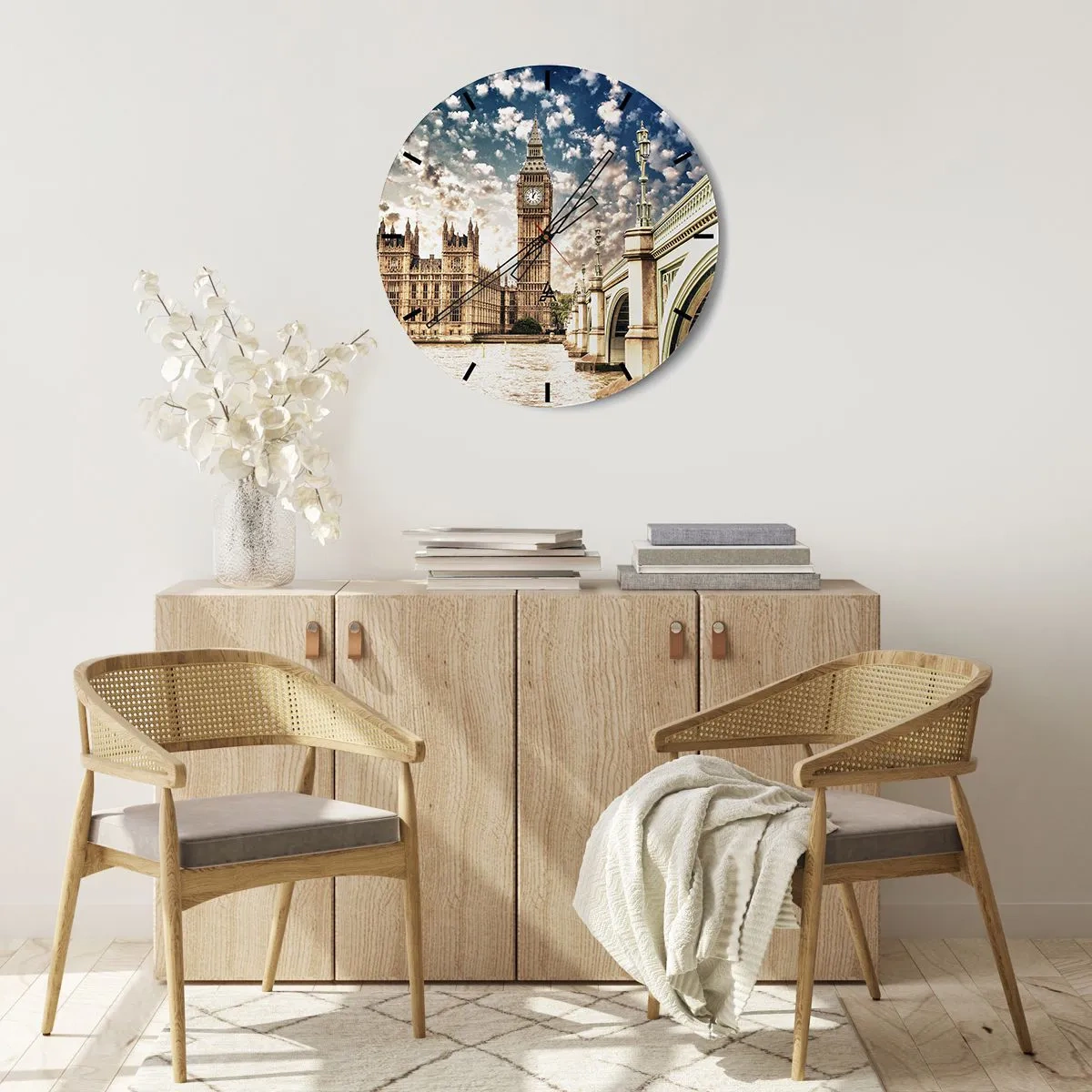 Ceas de perete - Ceas pe sticlă - Big Ben și Podul Tamisa din Londra într-o zi însorită - 30x30cm - Nori de pene deasupra Tamisei - Decorațiune modernă pentru perete pentru living, bucătărie și dormitor ARTTOR