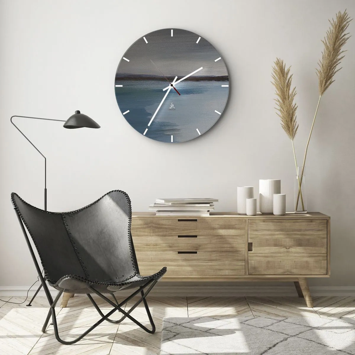 Ceas de perete - Ceas pe sticlă - Peisaj abstract cu apă albastră și cer pastelat - 30x30cm - Peisaj orizontal - Decorațiune modernă pentru perete pentru living, bucătărie și dormitor ARTTOR