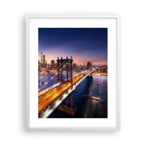 Poster în ramă albă - Pe un pod luminos către inima orașului - 40x50 cm