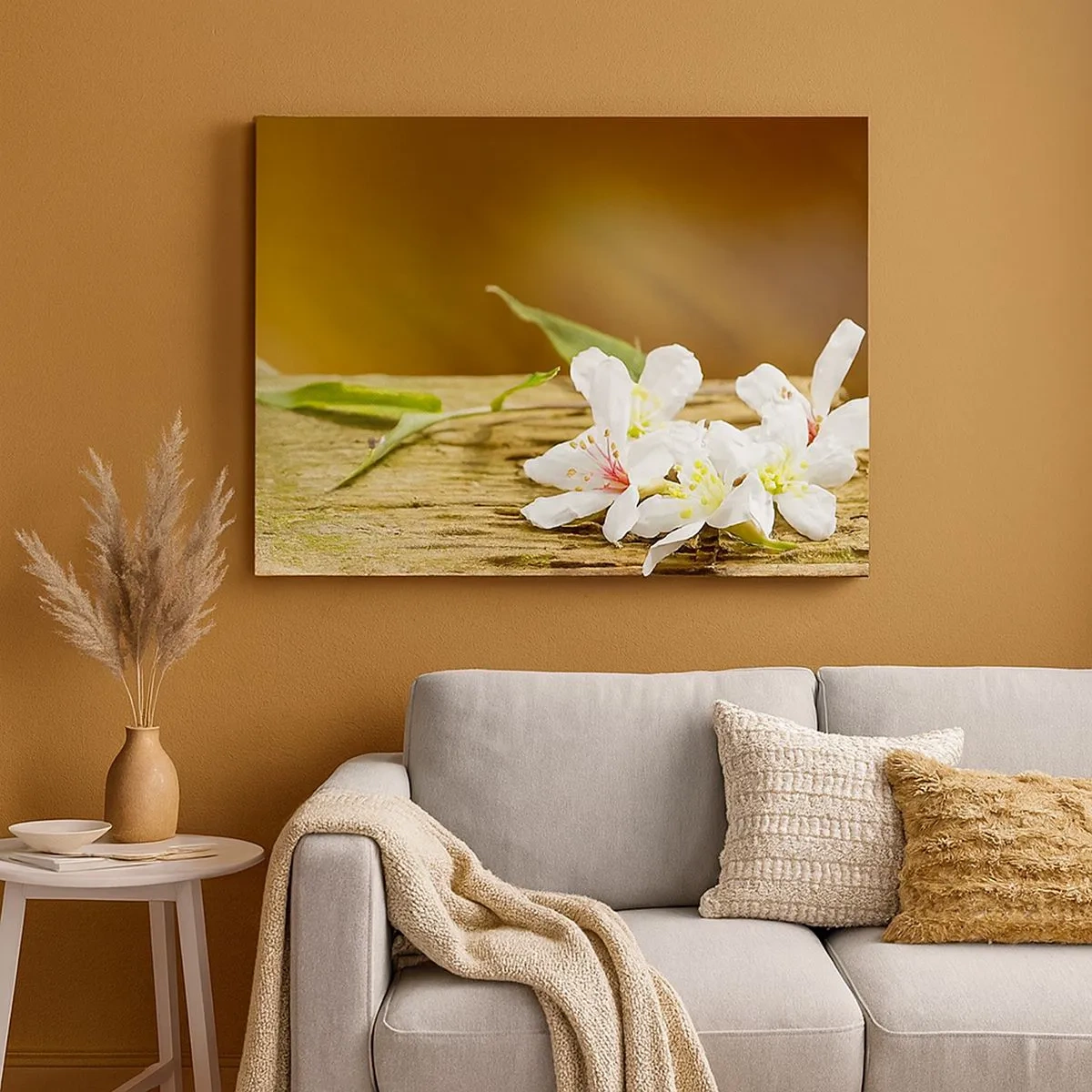 Tablou pe pânză Canvas - Flori albe pe un fundal de lemn în lumină naturală - 70x50cm - O promisiune nevinovată - Decorațiune modernă pentru perete pentru living și dormitor ARTTOR