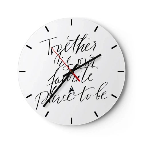 Ceas de perete - Ceas pe sticlă - Citatul „Împreună este locul nostru preferat” pe fundalul unui ceas alb - 30x30cm - O simți și tu? - Decorațiune modernă pentru perete pentru living, bucătărie și dormitor ARTTOR