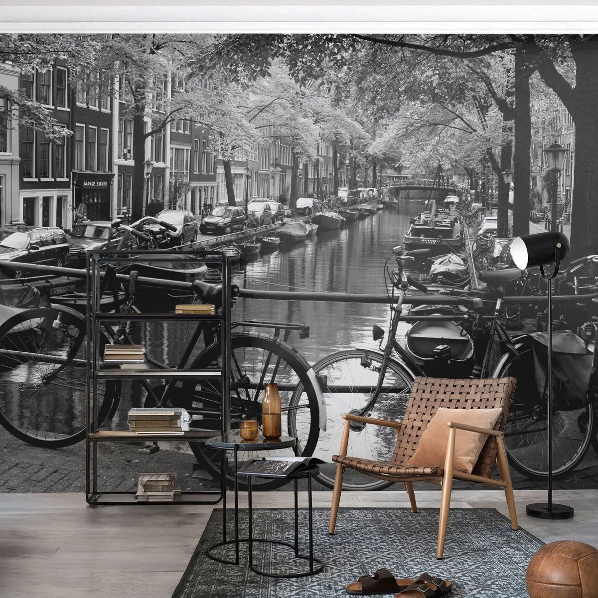 Tapet Autoadeziv Deluxe Sticker - O perspectivă foarte olandeză - Amsterdam, Bicicleta, Arhitectură - 250x175 cm