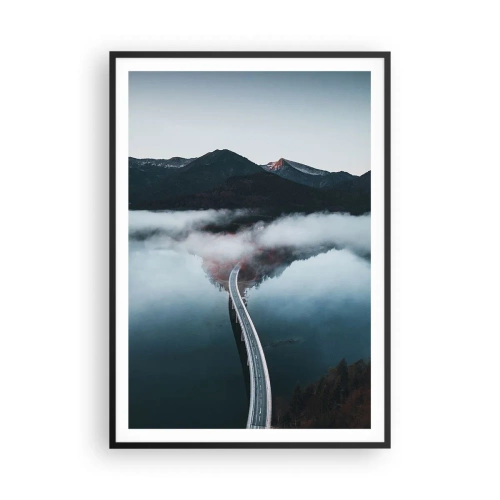 Poster în ramă neagră - Peste o apă netedă ca o oglindă - 70x100 cm