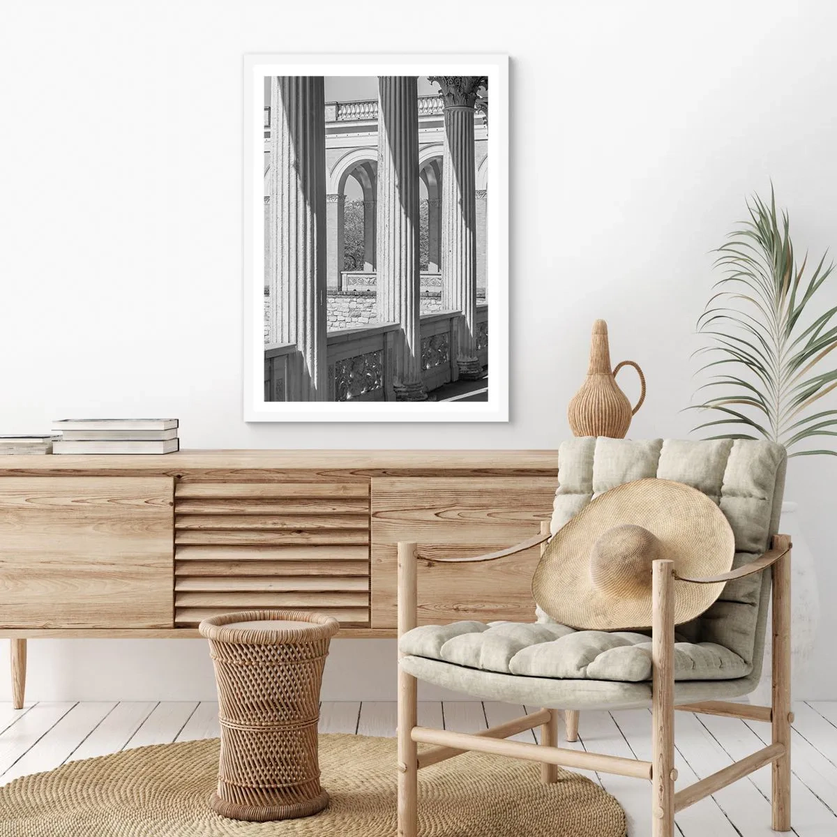 Poster în ramă albă - Arcadă însorită - 70x100 cm