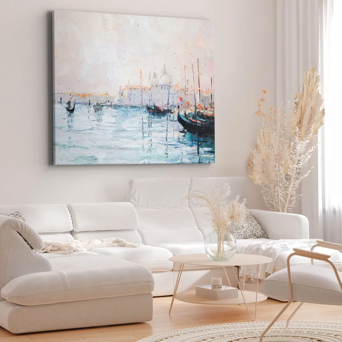 Tablou pe pânză Canvas - Vedere pitorească a canalelor cu bărci în culori pastelate - 70x50cm - În spatele apei, în spatele ceții - Decorațiune modernă pentru perete pentru living și dormitor ARTTOR