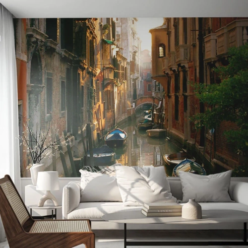 Tapet Premium Canvas - Pe o străduță venețiană - Peisaj, Arhitectură, Veneția - 500x350 cm