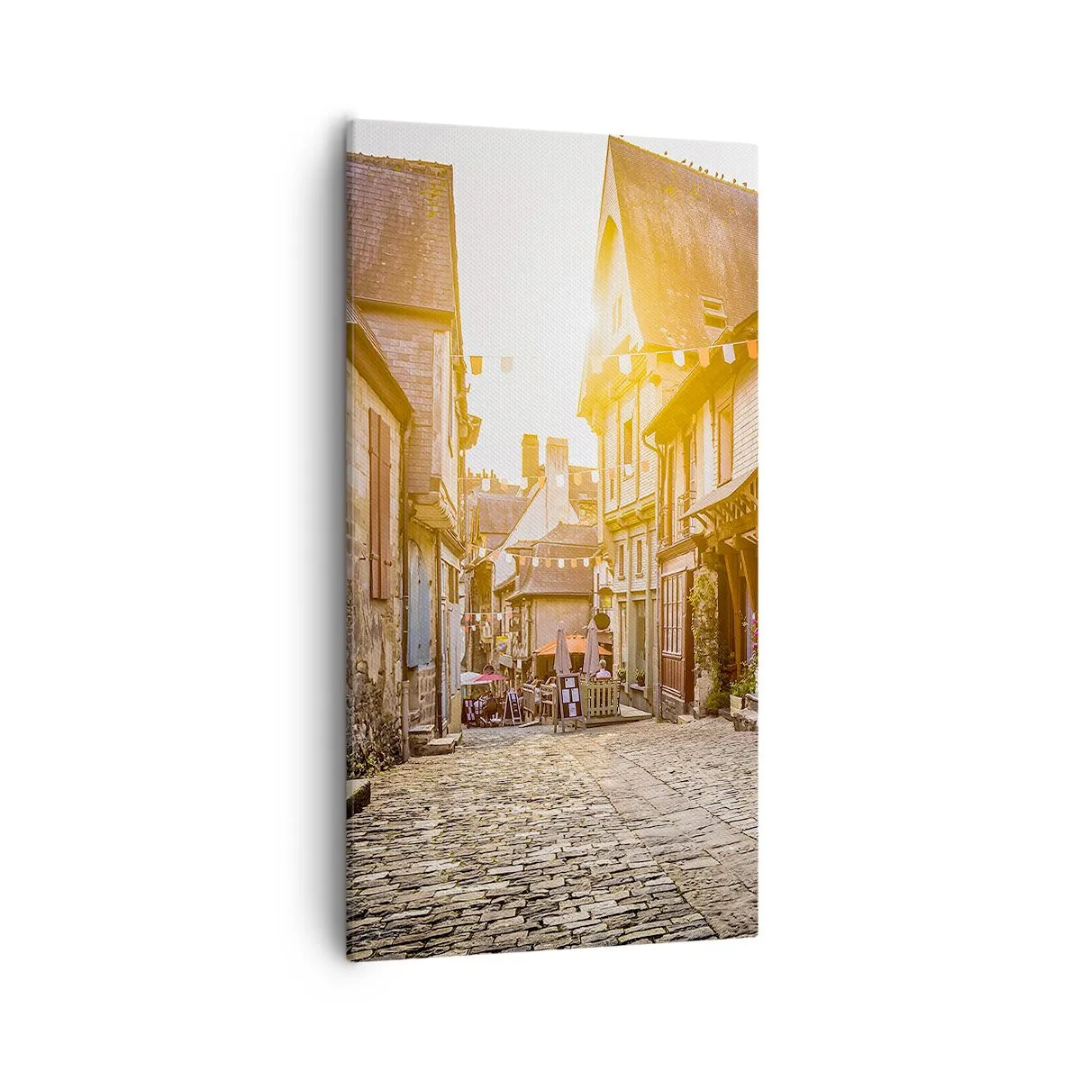 Tablou pe pânză - Fantoma albă a orașului - 55x100 cm