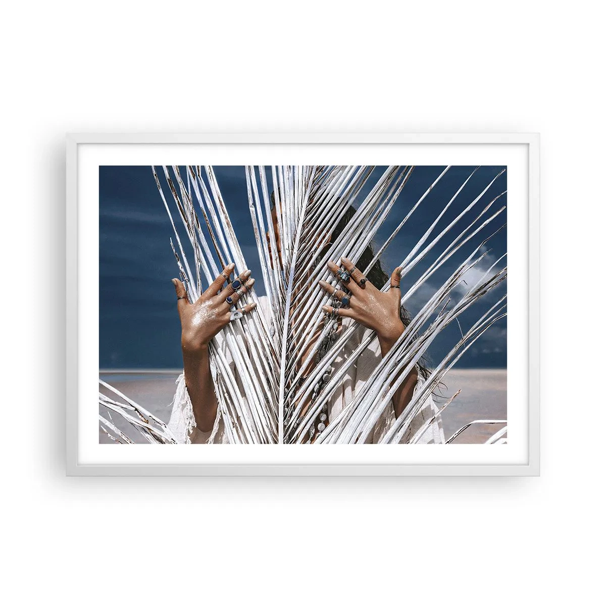 Poster în ramă albă - Prietena șamanului? - 70x50 cm