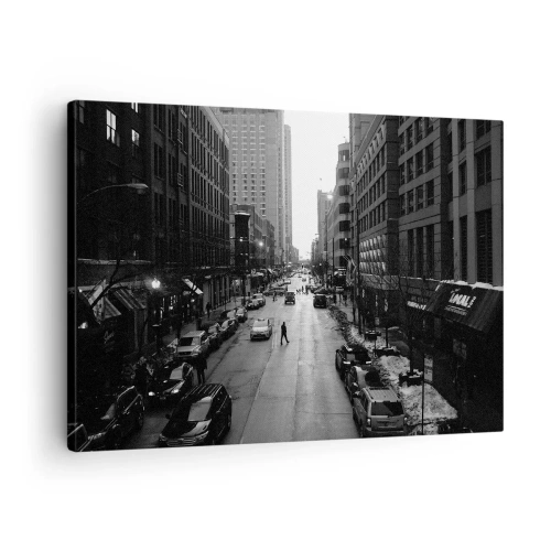 Tablou pe pânză Canvas - O stradă alb-neagră în mijlocul orașului, cu mașini și pietoni - 70x50cm - O altă zi ca în fiecare zi - Decorațiune modernă pentru perete pentru living și dormitor ARTTOR