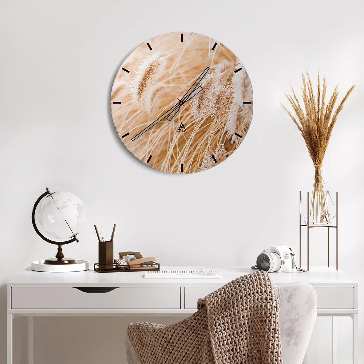 Ceas de perete - Ceas pe sticlă - Prim-plan al ierbii aurii care se leagănă în vânt - 30x30cm - Foșnetul auriu al ierburilor - Decorațiune modernă pentru perete pentru living, bucătărie și dormitor ARTTOR