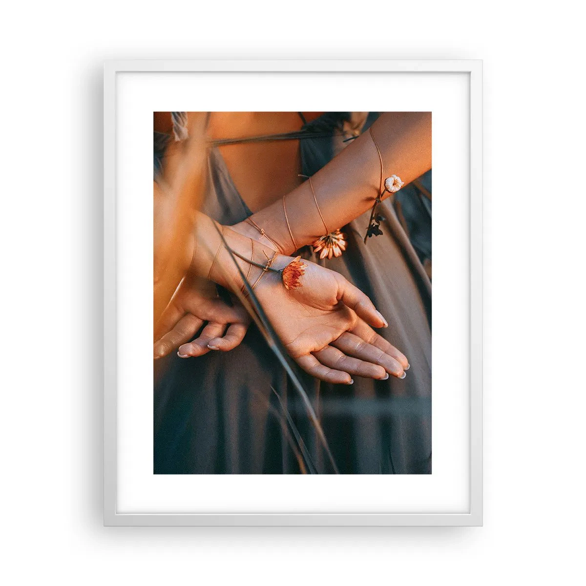 Poster în ramă albă - Legată de natură - 40x50 cm