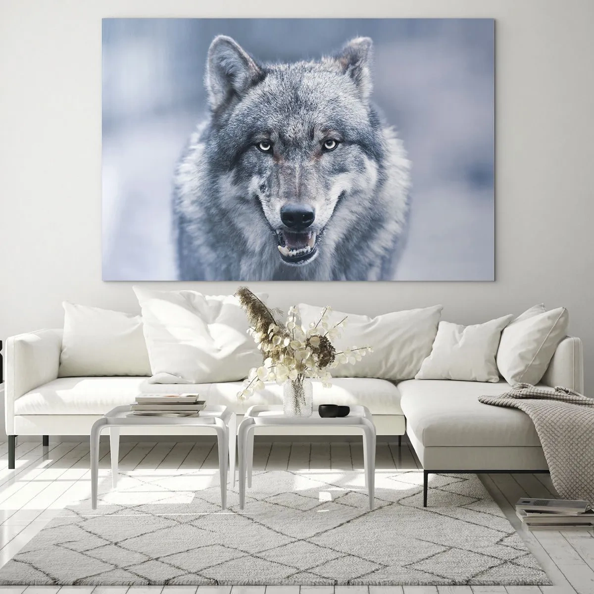 Tablou pe sticlă - Un lup cu o privire pătrunzătoare pe fundalul unei păduri înzăpezite - 70x50cm - Accepți provocarea? - Decorațiune modernă pentru perete pentru living și dormitor ARTTOR