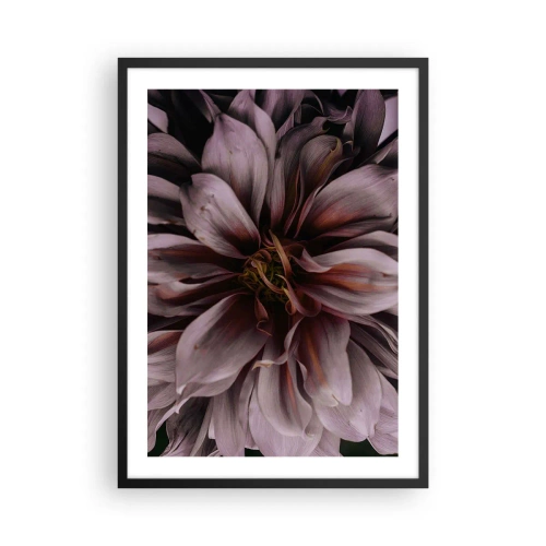 Poster în ramă neagră - Detaliu de prim-plan al unei flori roz închis - 50x70cm - Inimă florală - Decorațiune modernă pentru perete pentru living și dormitor ARTTOR