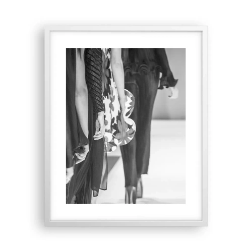 Poster în ramă albă - Paradă elegantă - 40x50 cm