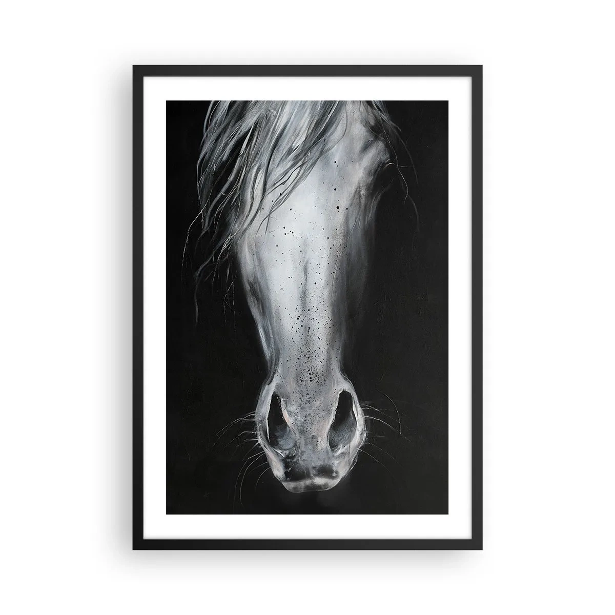 Poster în ramă neagră - Prim-plan al feței unui cal în alb și negru - 50x70cm - O privire seducătoare - Decorațiune modernă pentru perete pentru living și dormitor ARTTOR