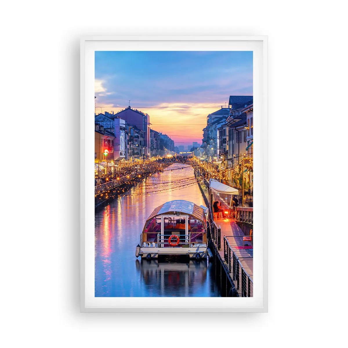 Poster în ramă albă - O seară de lumină și distracție - 61x91 cm