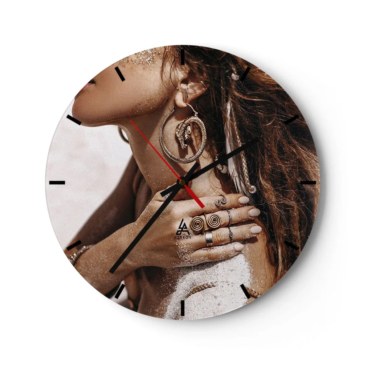 Ceas de perete - Ceas pe sticlă - Regina plajei sălbatice - 40x40 cm